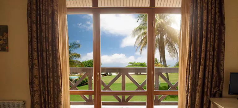 Residential Garden Window Enclosure Repair in Ruskin, FL
