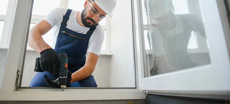 Replace Broken Window Pane in Ruskin, FL