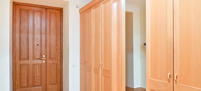 Glass Closet Door Repair in Ruskin, FL